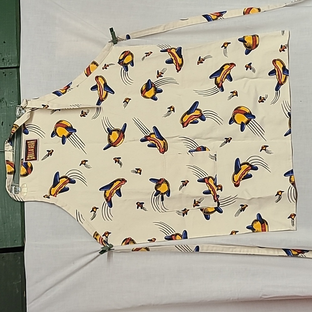 Grilla Gear Flying Hotdogs and Hamburgers Canvas Apron Made in USA